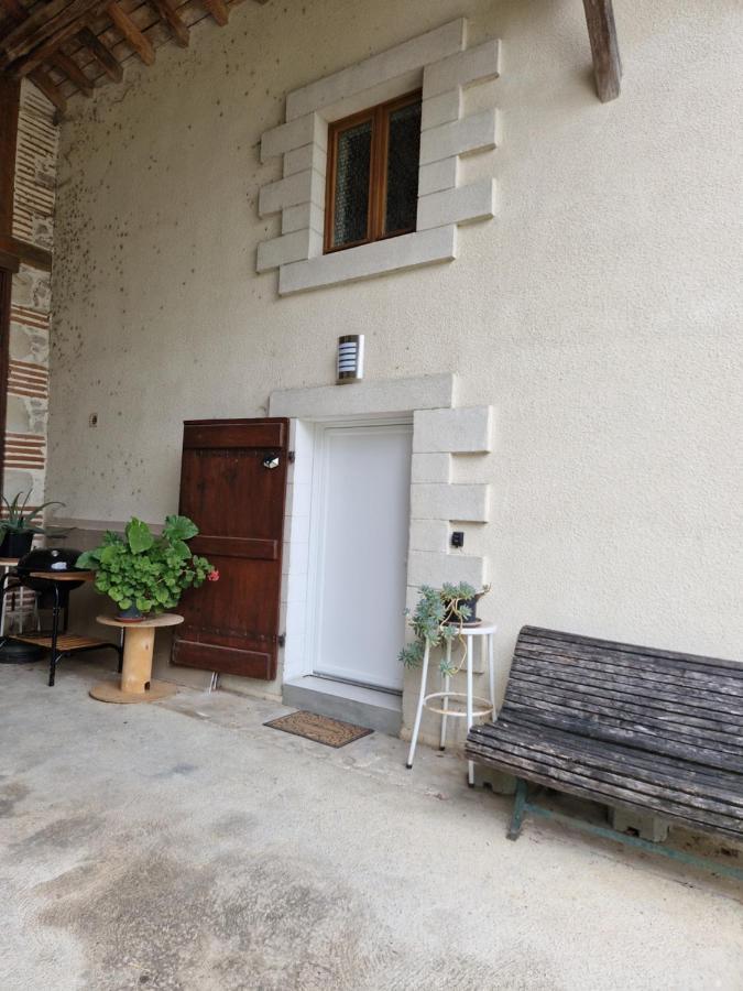 Loft Ravissant Avec Parking Gratuit Sur Place Ledat Bagian luar foto